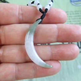 【表示現品】牙デザイン JADEペンダント - 50049eub 【表示現品】牙デザイン JADEペンダント - 50049eub