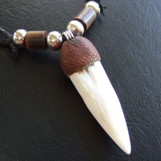 【大型-現品】クロコダイルの歯ネックレス - 40031pwb