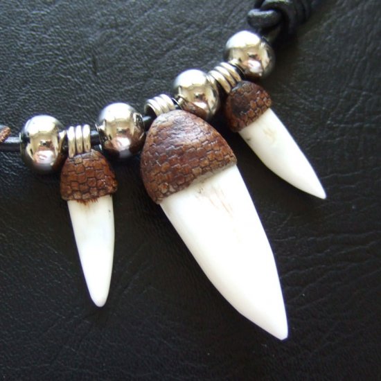 【表示現品】クロコダイルの歯ネックレス - 40059pwb