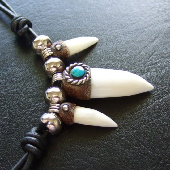 【表示現品】クロコダイルの歯ネックレス - 40059pwb