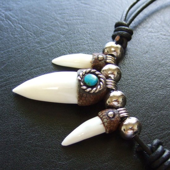 【表示現品】クロコダイルの歯ネックレス - 40059pwb