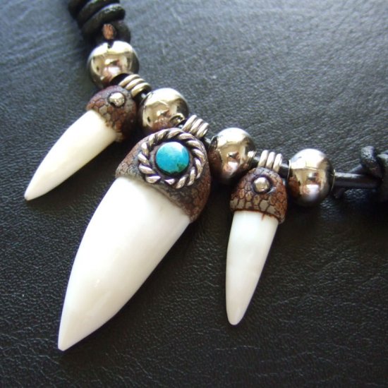 【表示現品】クロコダイルの歯ネックレス - 40059pwb