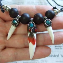 【表示現品】クロコダイルの歯ネックレス - 40082pwb