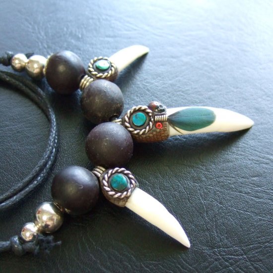 【表示現品】クロコダイルの歯ネックレス - 40084pwb