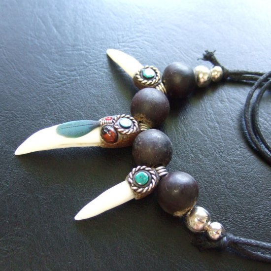 【表示現品】クロコダイルの歯ネックレス - 40084pwb