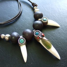 【表示現品】クロコダイルの歯ネックレス - 40085pwb