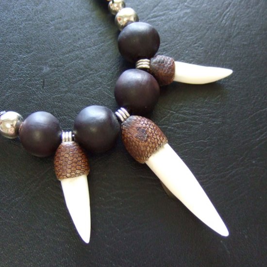 【表示現品】クロコダイルの歯ネックレス - 40085pwb