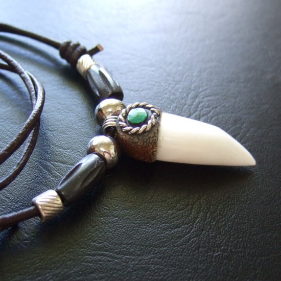 【表示現品】クロコダイルの歯ネックレス - 40087pwb