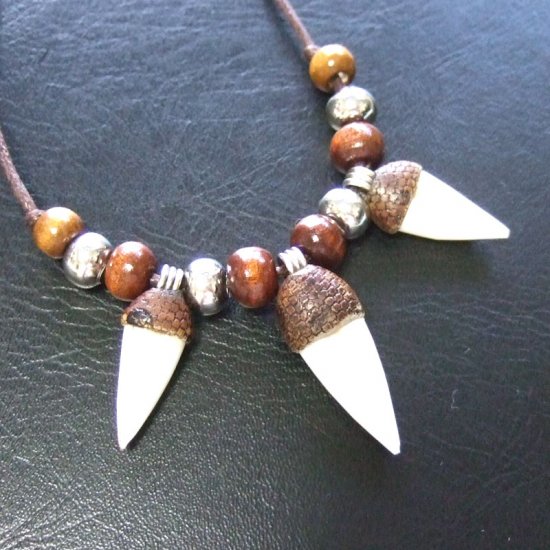 【表示現品】クロコダイルの歯ネックレス - 40103pwb