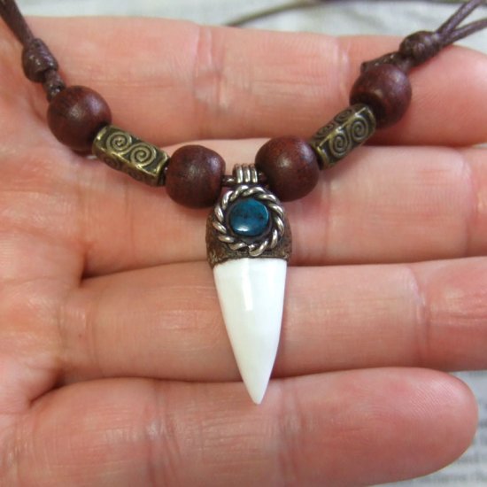 【表示現品】クロコダイルの歯ネックレス - 40104pwb