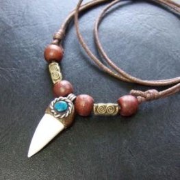 【表示現品】クロコダイルの歯ネックレス - 40104pwb