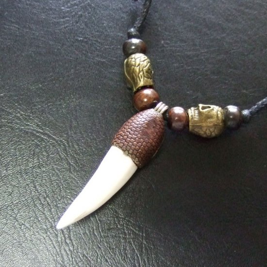 【表示現品】クロコダイルの歯ネックレス - 40110phb