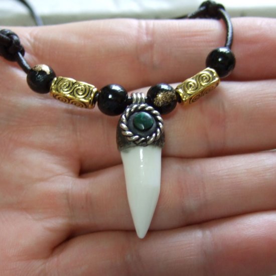 【表示現品】クロコダイルの歯ネックレス - 40112phb