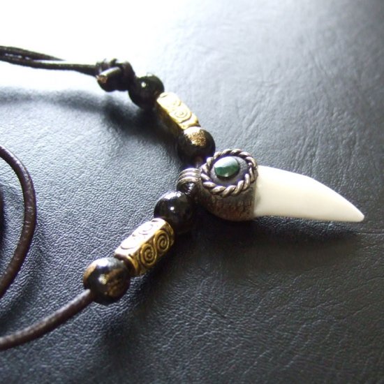 【表示現品】クロコダイルの歯ネックレス - 40112phb