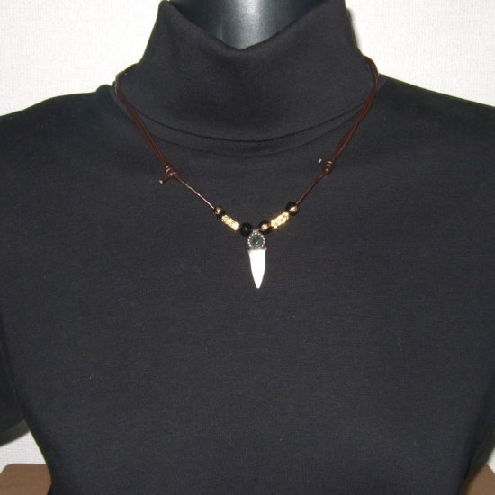 【表示現品】クロコダイルの歯ネックレス - 40112phb