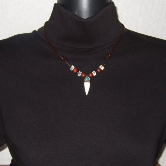 【表示現品】クロコダイルの歯ネックレス - 40113phb