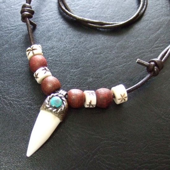 【表示現品】クロコダイルの歯ネックレス - 40113phb