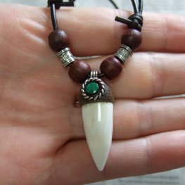 【表示現品】クロコダイルの歯ネックレス - 40115phb