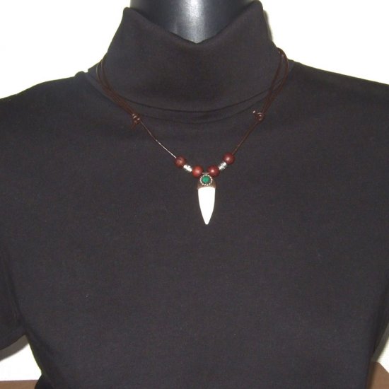 【表示現品】クロコダイルの歯ネックレス - 40115phb