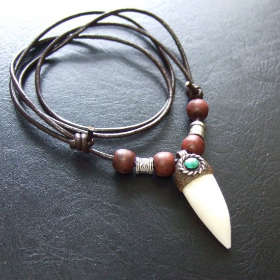 【表示現品】クロコダイルの歯ネックレス - 40115phb