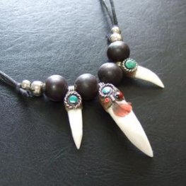 【表示現品】クロコダイルの歯ネックレス - 40117phb