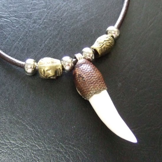 【表示現品】クロコダイルの歯ネックレス - 40118phb