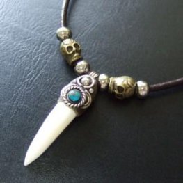 【表示現品】クロコダイルの歯ネックレス - 40118phb