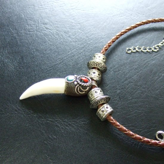 【表示現品】クロコダイルの歯ネックレス - 40120phb