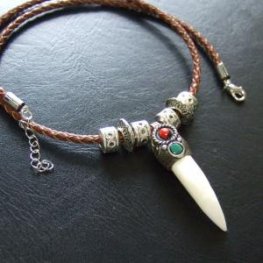 【表示現品】クロコダイルの歯ネックレス - 40120phb