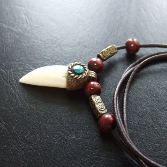 【表示現品】クロコダイルの歯ネックレス - 40126phb