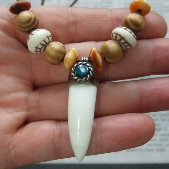 【表示現品】クロコダイルの歯ネックレス - 40129phb