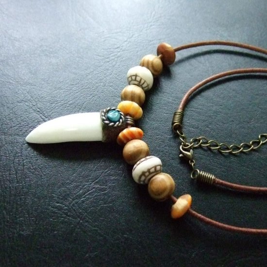 【表示現品】クロコダイルの歯ネックレス - 40129phb