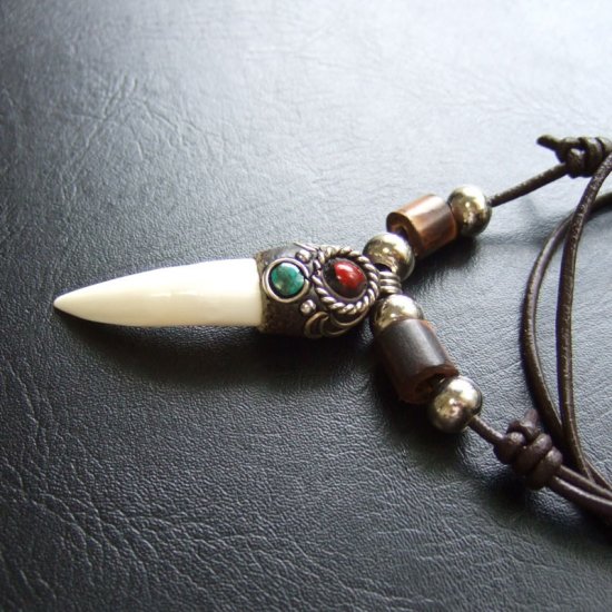 【表示現品】クロコダイルの歯ネックレス - 40136phb