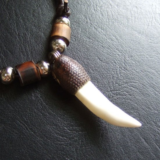 【大型-現品】クロコダイルの歯ネックレス - 40144phb