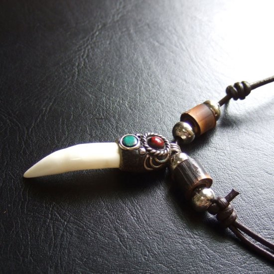 【大型-現品】クロコダイルの歯ネックレス - 40144phb