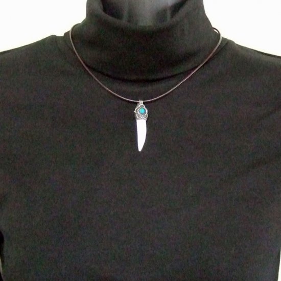 【表示現品】クロコダイルの牙 ペンダントトップ - 40155phb