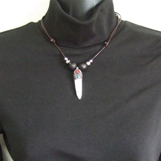 【表示現品】大型 クロコダイルの牙 ペンダント- 40161phb