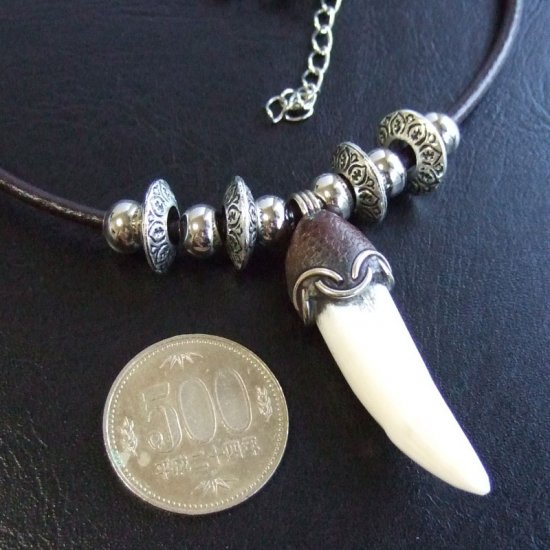 【表示現品】クロコダイルの歯ネックレス - 40178phb