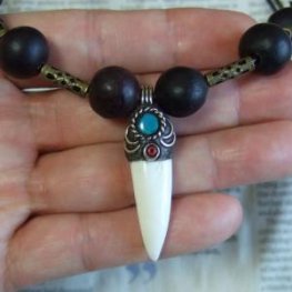 【表示現品】クロコダイルの歯ネックレス - 40180phb