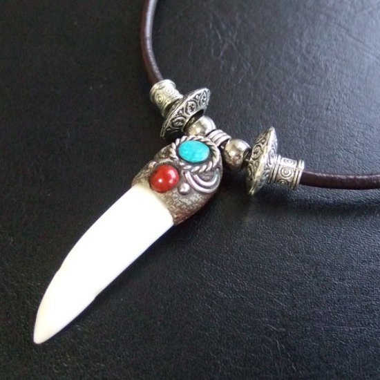 【表示現品】クロコダイルの歯ネックレス - 40191phb