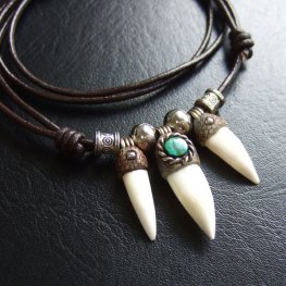 【表示現品】クロコダイルの歯ネックレス - 40196phb