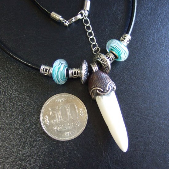 【表示現品】クロコダイルの歯ネックレス - 40199phb