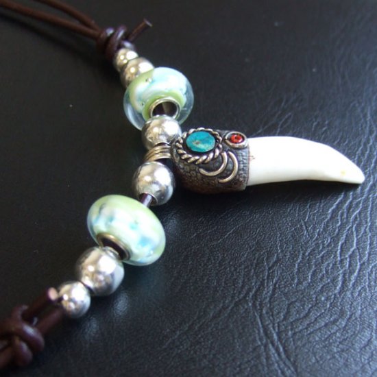 【訳あり現品】クロコダイルの歯ネックレス - 40202phb