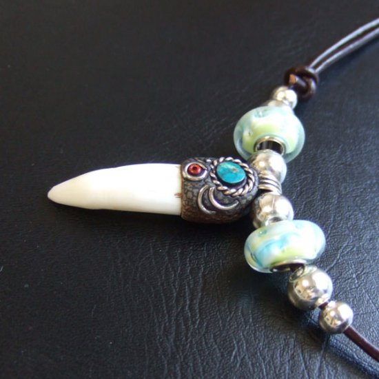 【訳あり現品】クロコダイルの歯ネックレス - 40202phb