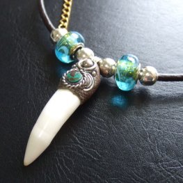 【表示現品】クロコダイルの歯ネックレス - 40206phb