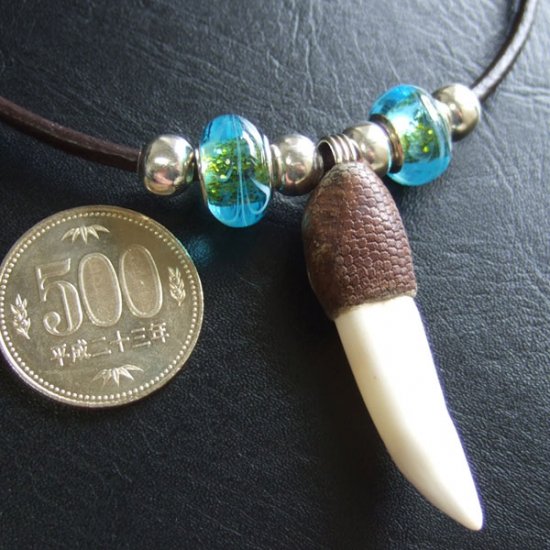 【表示現品】クロコダイルの歯ネックレス - 40206phb