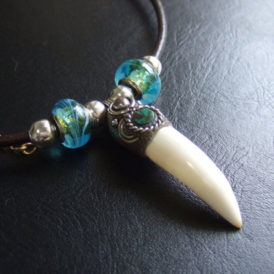 【表示現品】クロコダイルの歯ネックレス - 40206phb