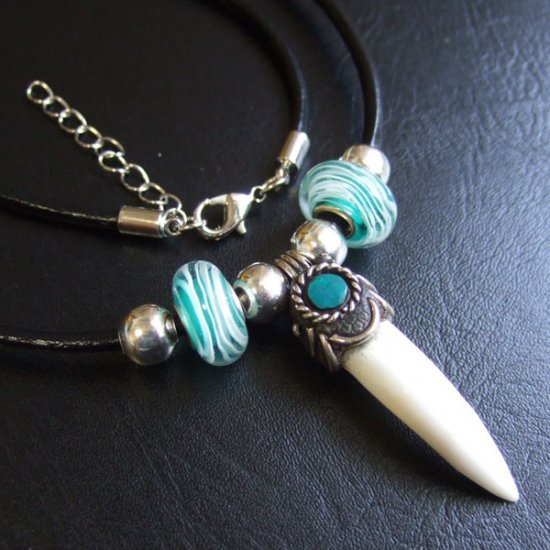 【表示現品】クロコダイルの歯ネックレス - 40213phb