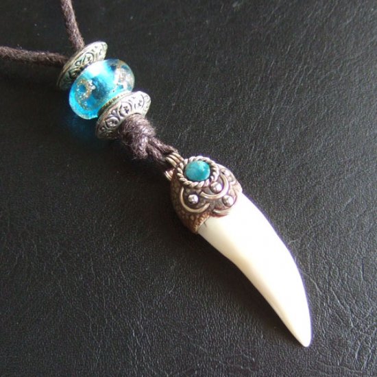 【表示現品】クロコダイルの歯ネックレス - 40258phb