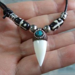 【表示現品】クロコダイルの歯ネックレス - 40264phb